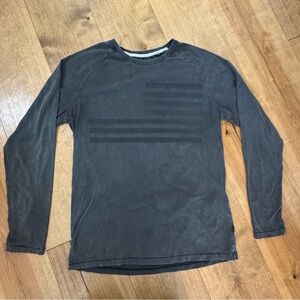 William Rast Men's Medium Gray Long Sleeve Shirt Black Flag Graphic Print